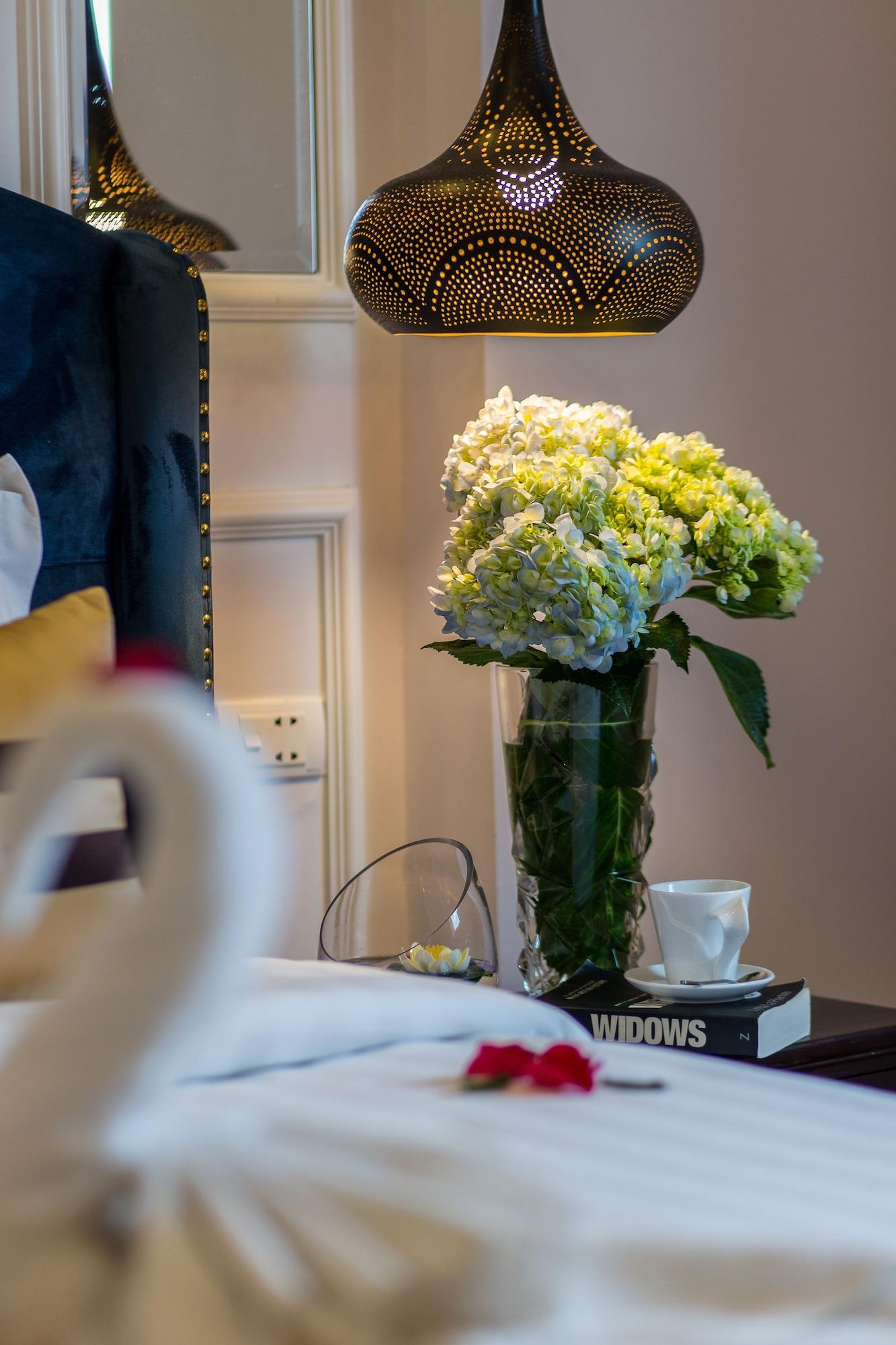 S Central Hotel And Spa Ханой Экстерьер фото